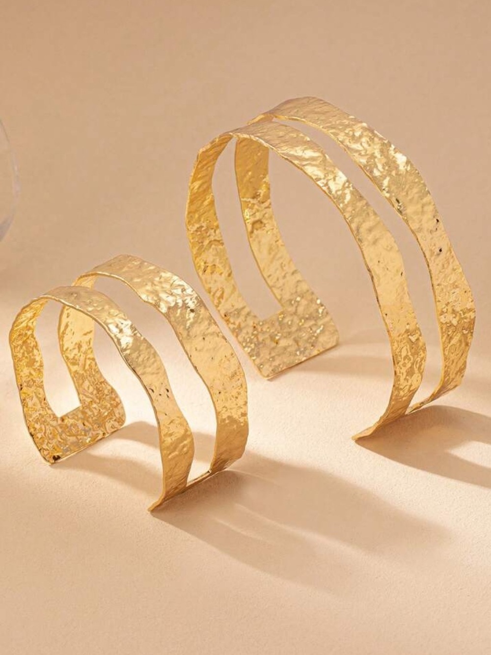 2pc Set Gold Textured Hammered Cuff Bracelet And Armlet - Picture 4 of 4